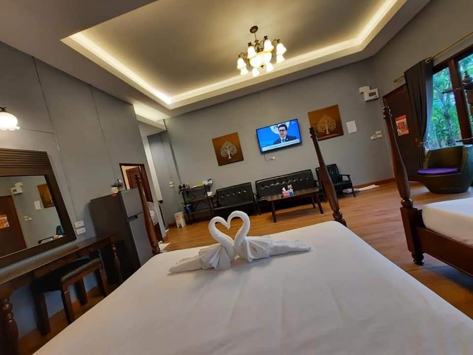 Amantra Homestay & Village Szuratthani Kültér fotó