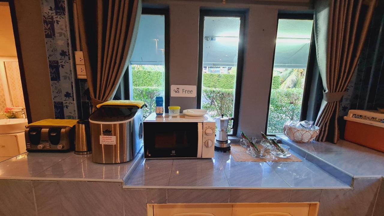 Amantra Homestay & Village Szuratthani Kültér fotó