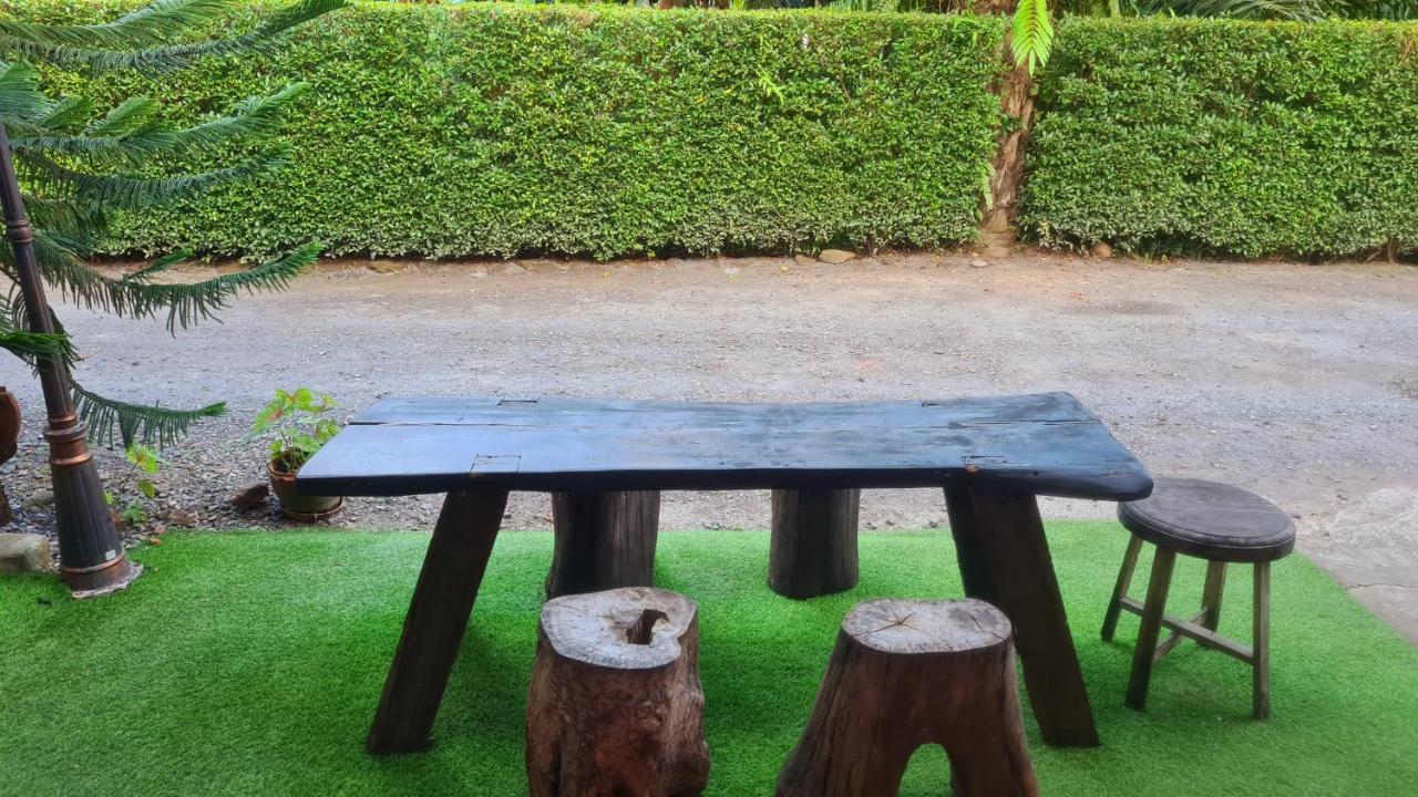 Amantra Homestay & Village Szuratthani Kültér fotó