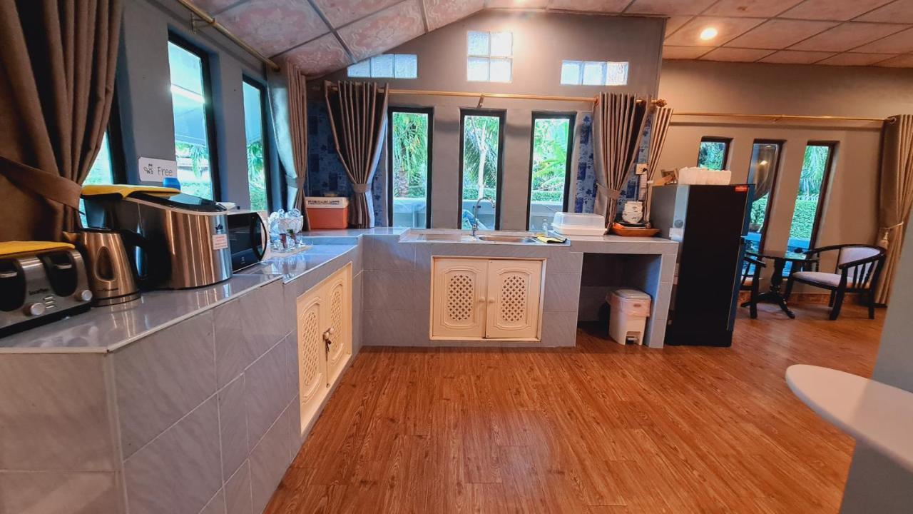 Amantra Homestay & Village Szuratthani Kültér fotó