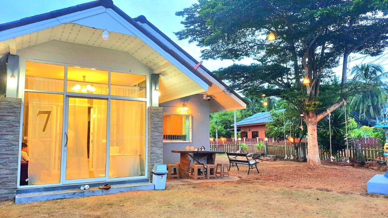 Amantra Homestay & Village Szuratthani Kültér fotó